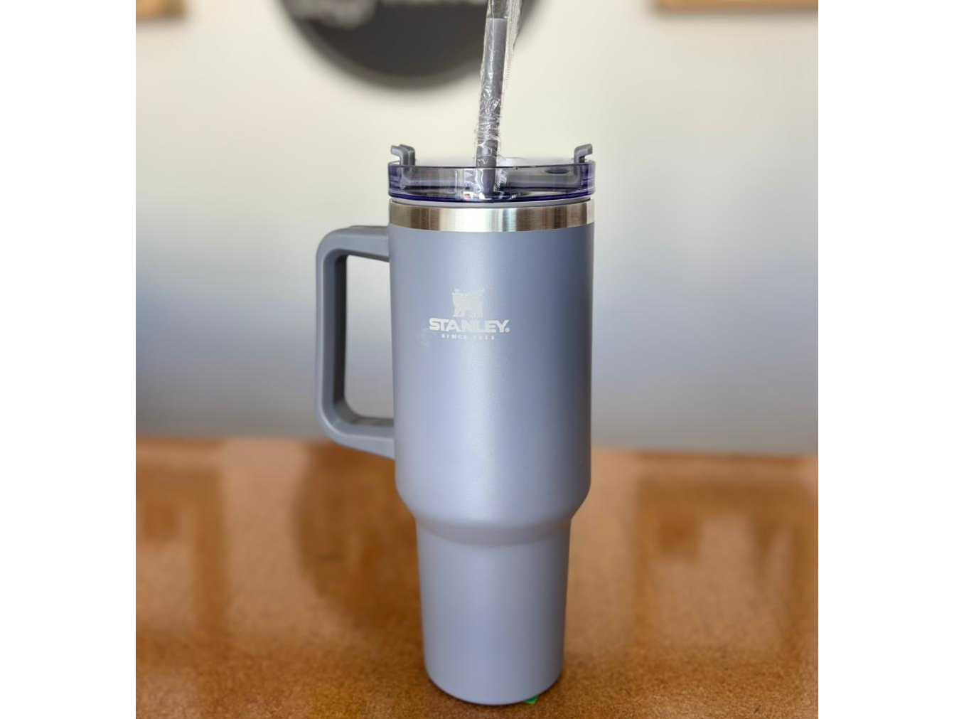 QUENCHER STANLEY 1.2L GRIS