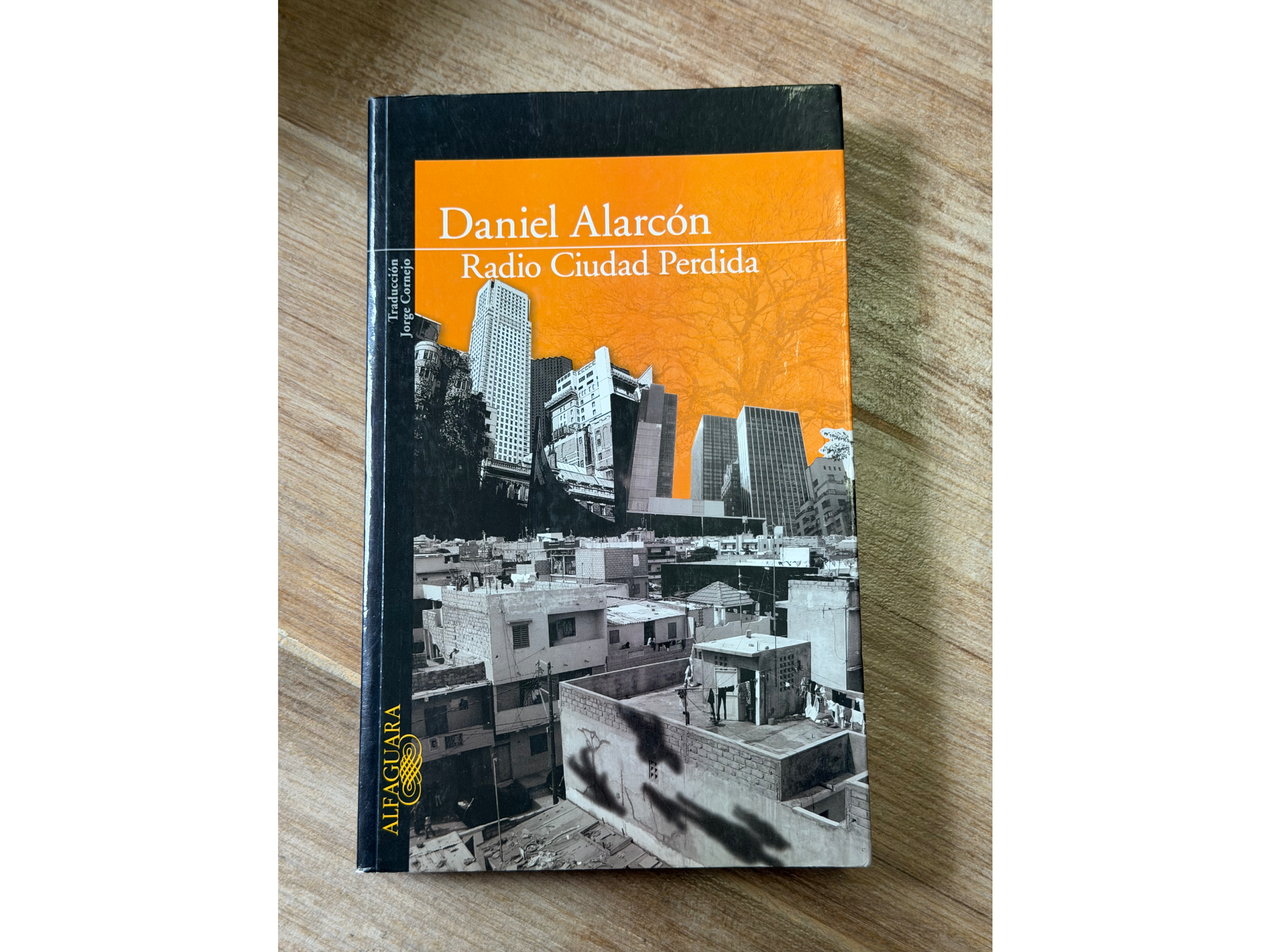 Radio ciudad perdida - Daniel Alarcón