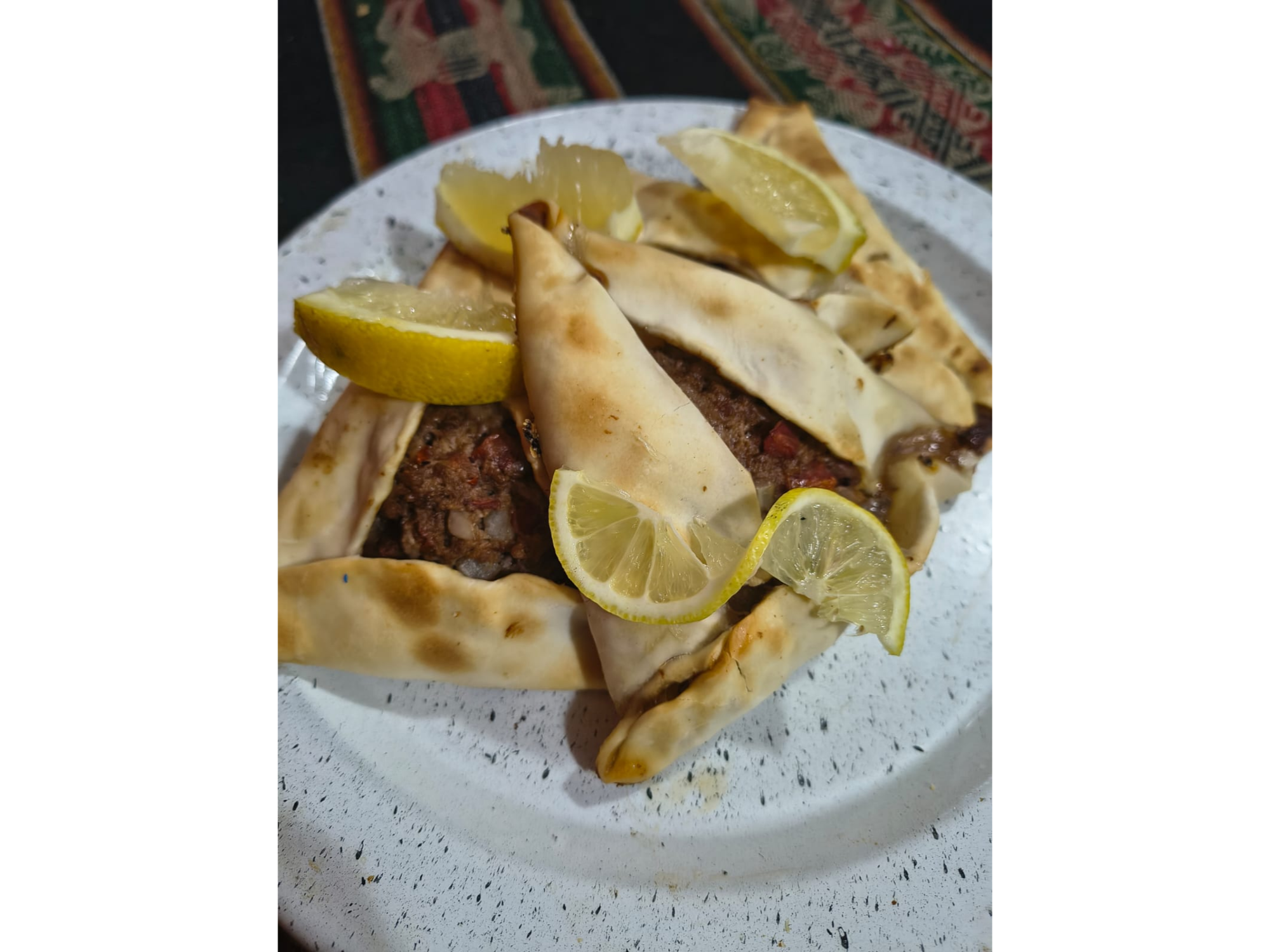 1 Docena Empanadas Arabes + 1 Pizza Muzzarella