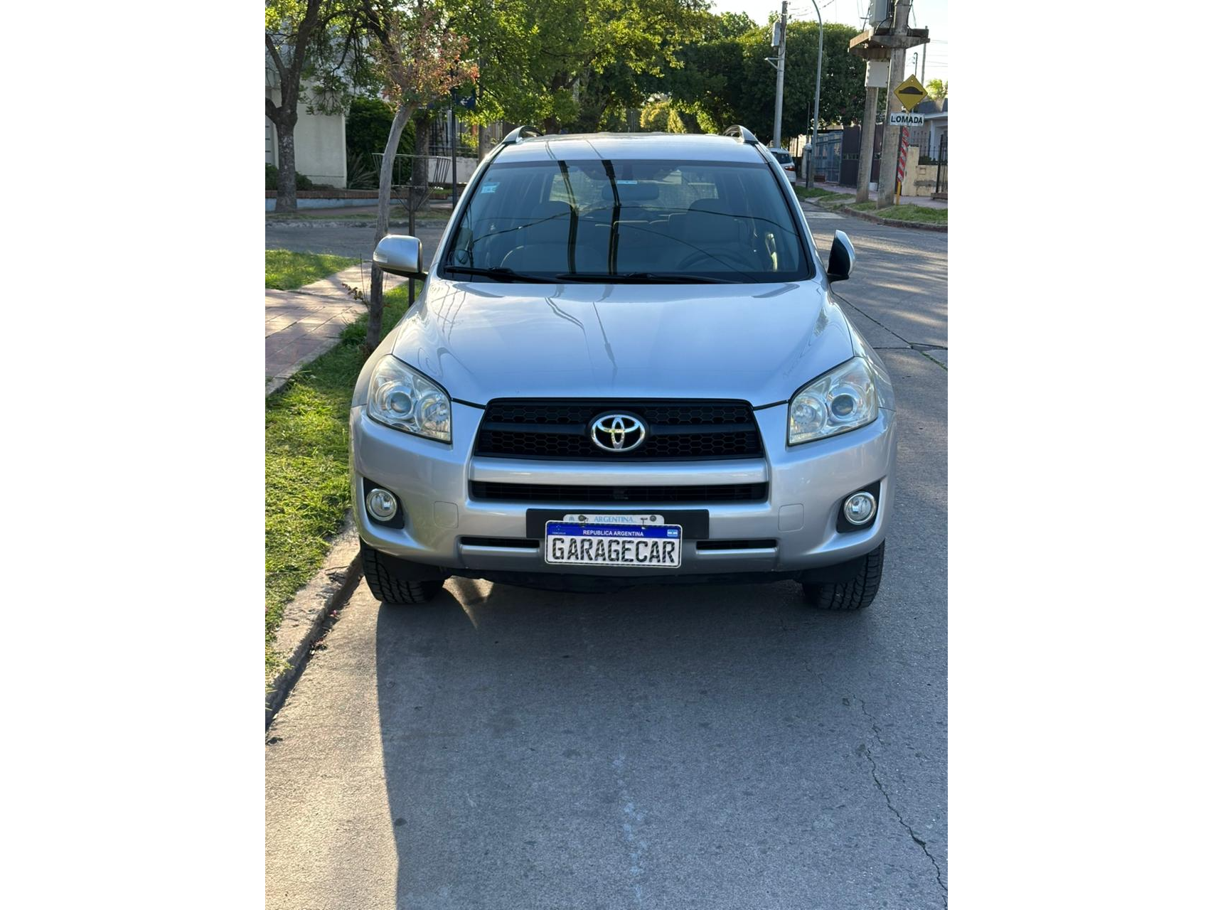 Toyota Rav4 2.4 4x2 AT 2011