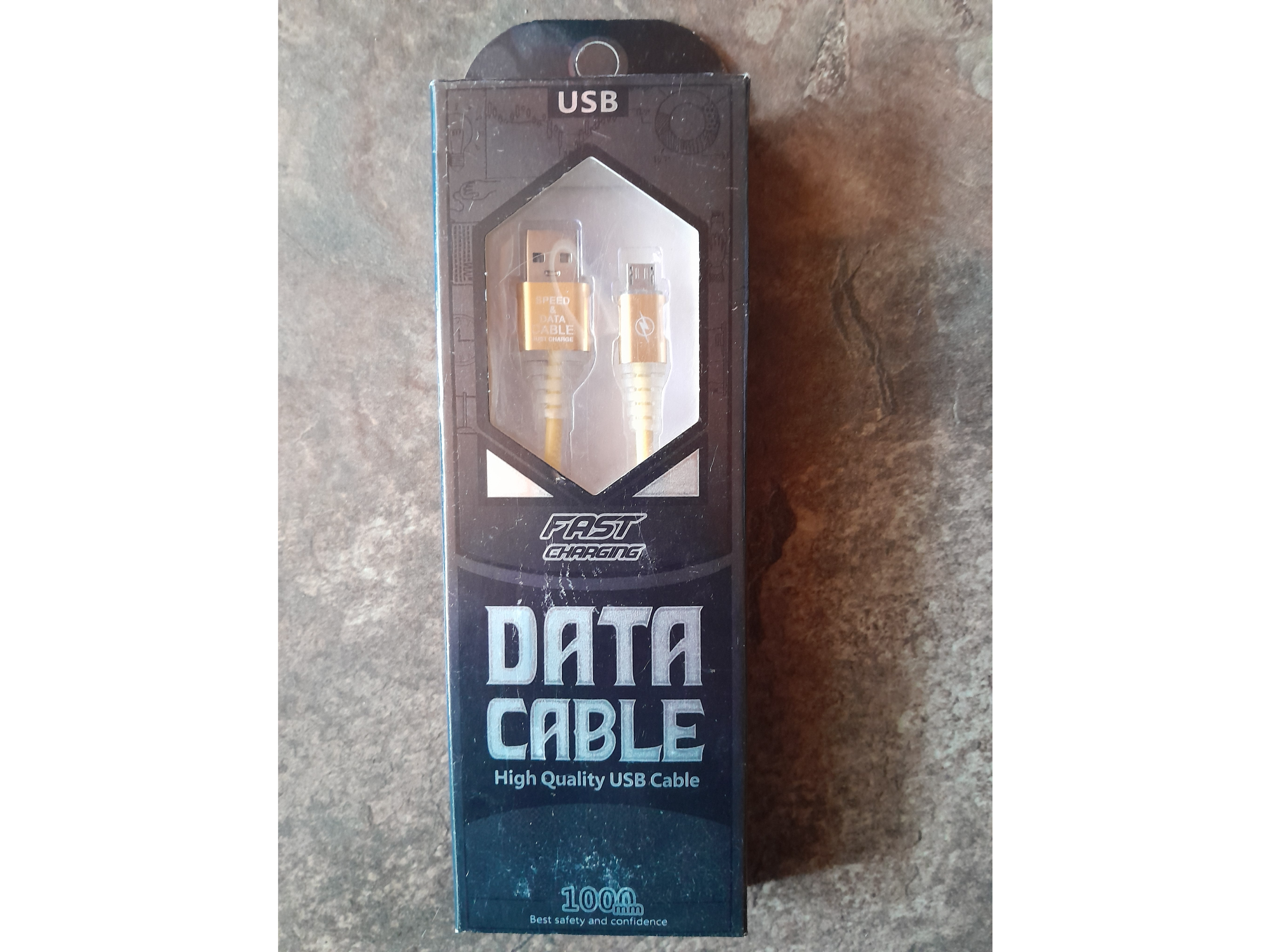 CABLE GENÉRICO DE CARGA Y TRANSMISIÓN DE DATOS  .