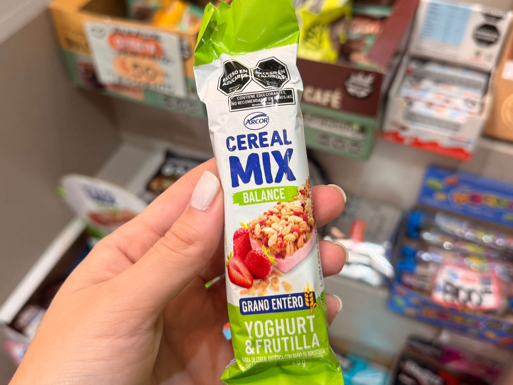 Barra de Cereal Mix yoghurt de frutilla 26 grs