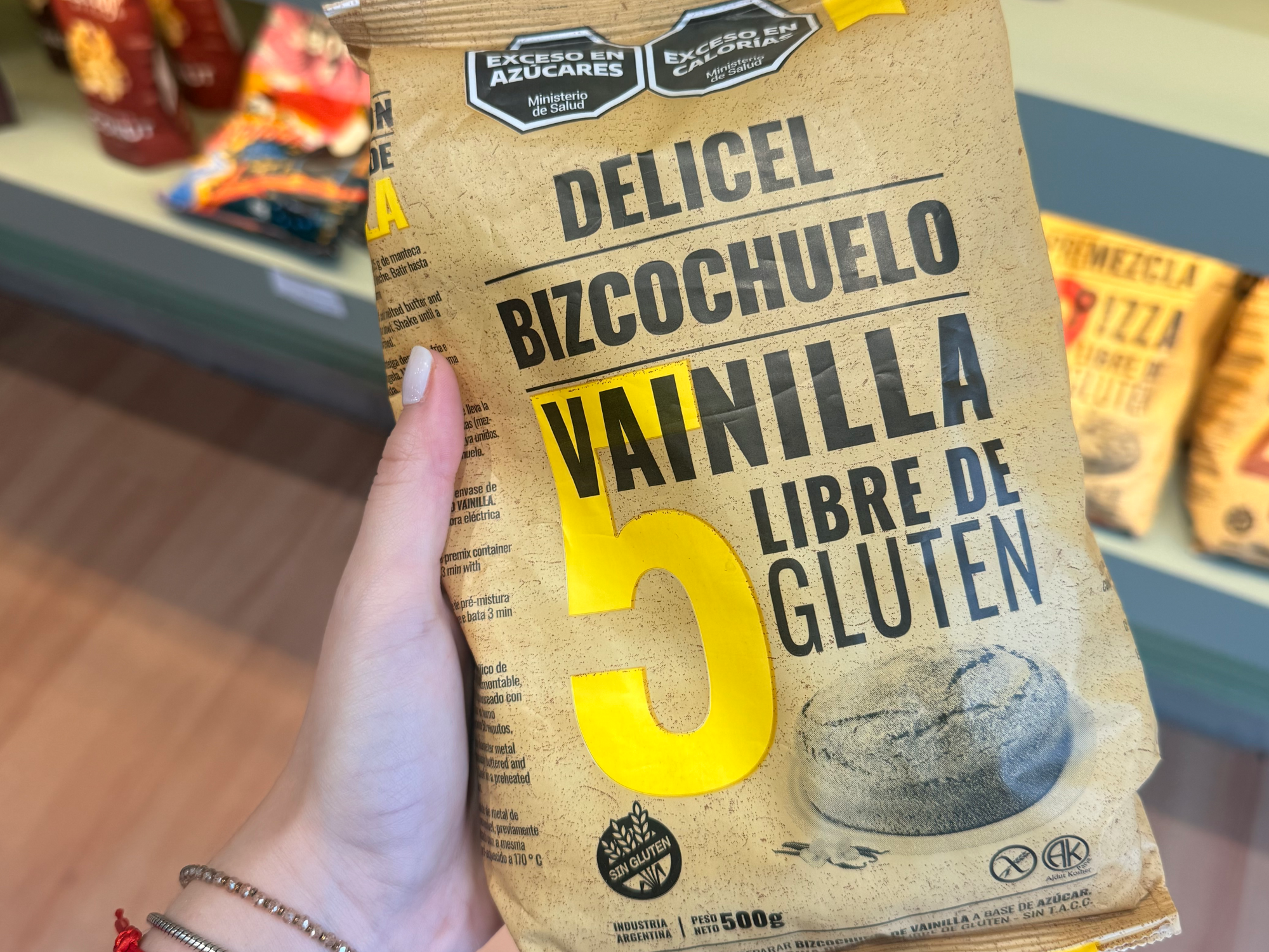 Bizcochuelo vainilla premezcla "Delicel" x 500 grs