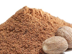 Nuez moscada molida x 100 grs.