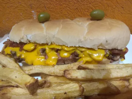 LOMO CHEDDAR