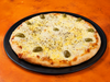 PIZZA MOZZARELLA CON HUEVO