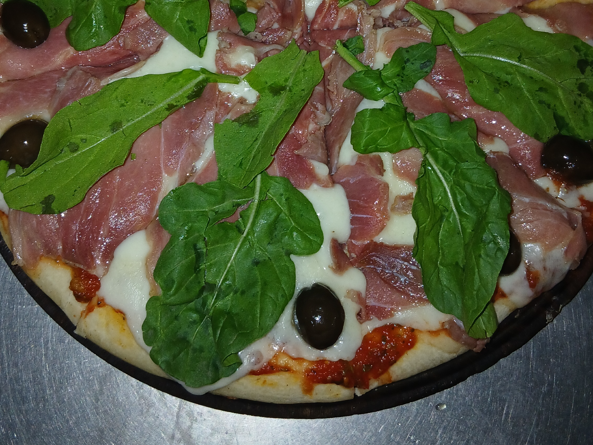 Jamón crudo y rúcula