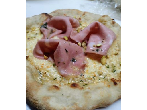 MORTADELA Y PISTACHOS