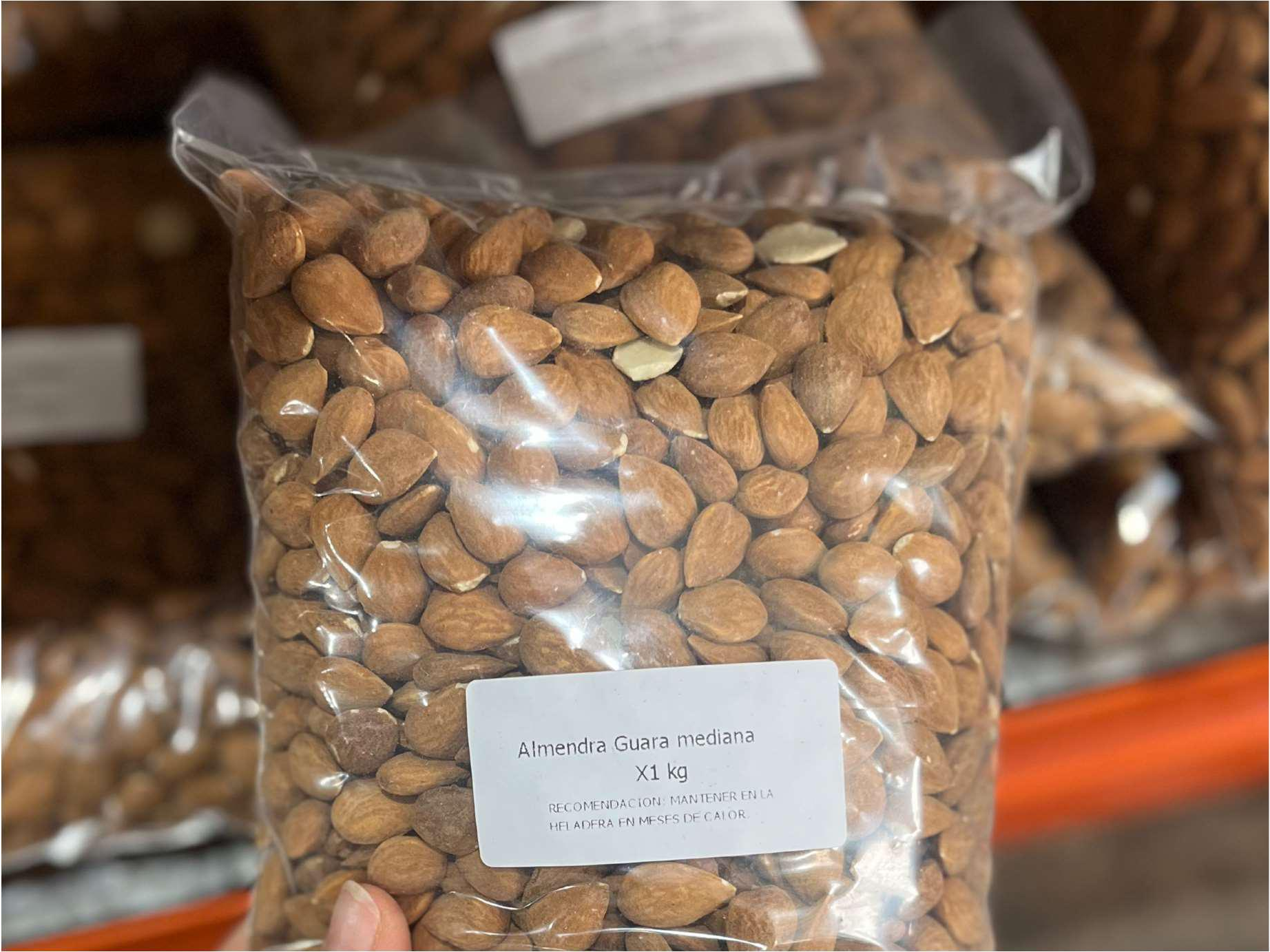 Almendra guara mediana