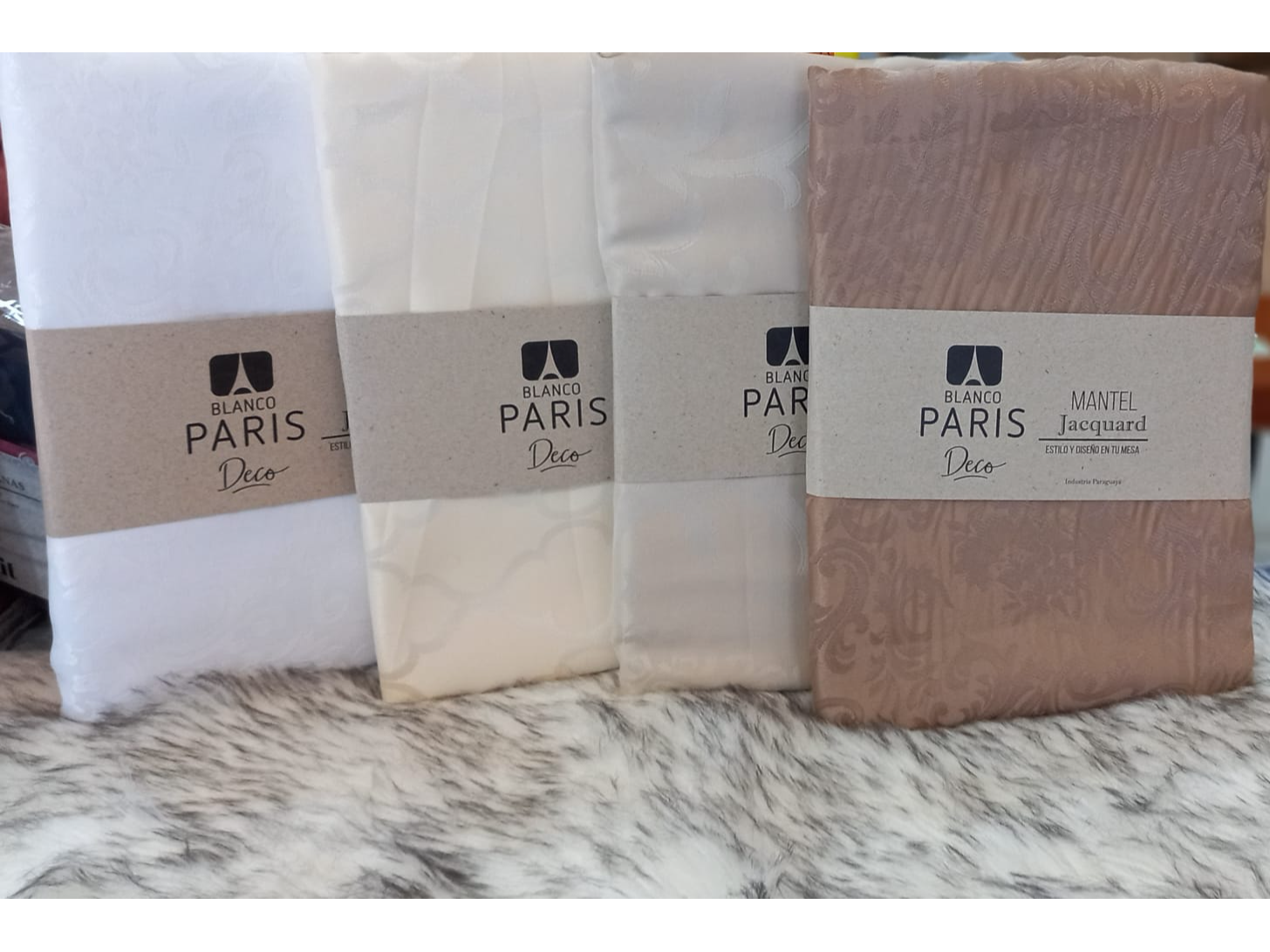 Mantel Jacquard Paris Deco 2.50MTS