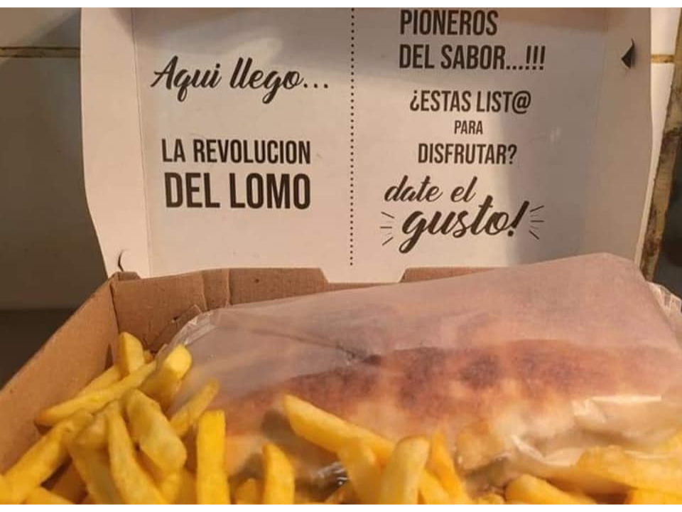 Lomo Bacon y Roquefort con Papas