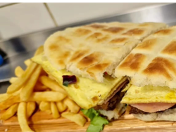Sándwich de Milanesa Italiano con Papas