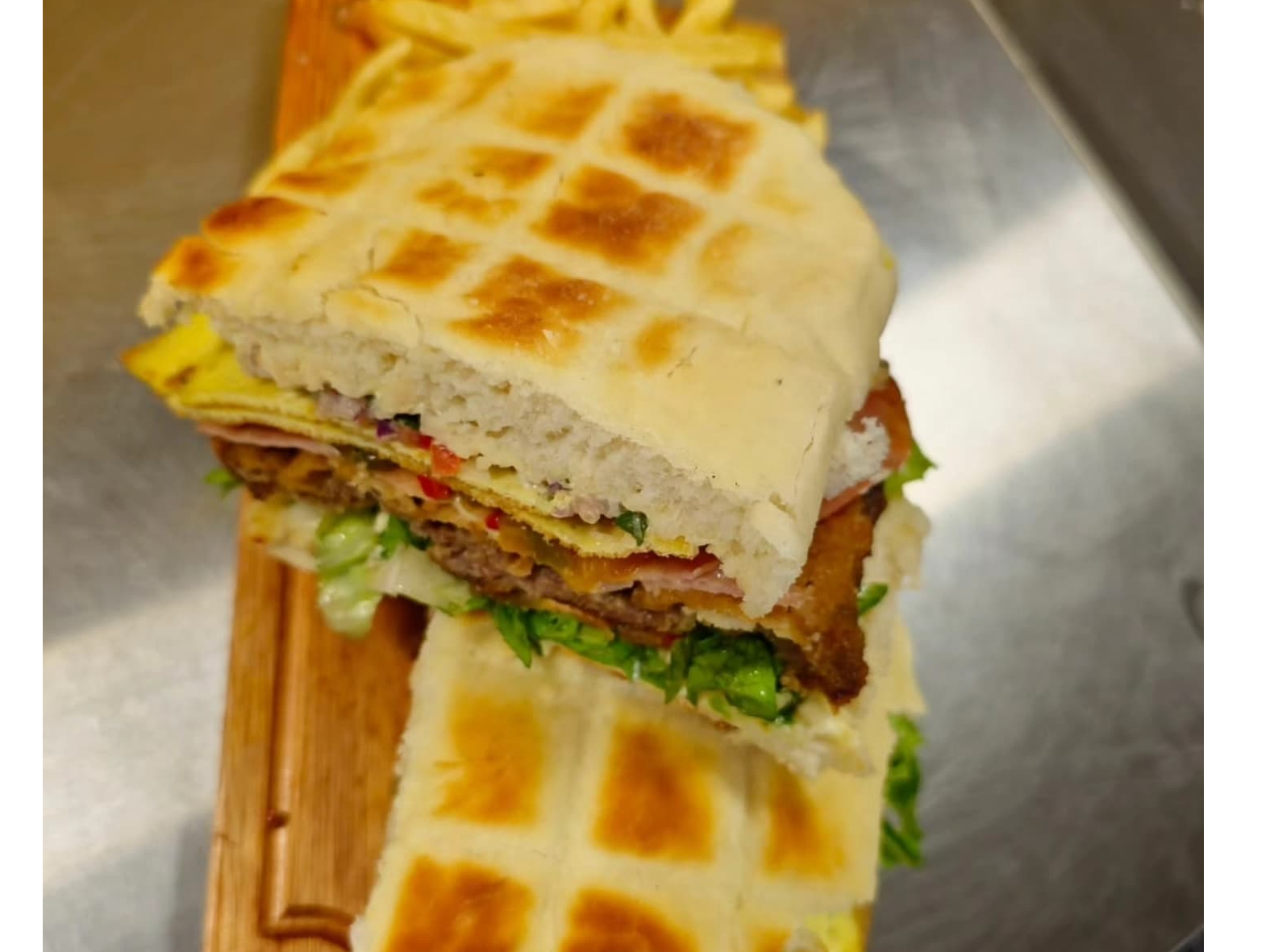 Sándwich de Milanesa Bacon y Roquefort