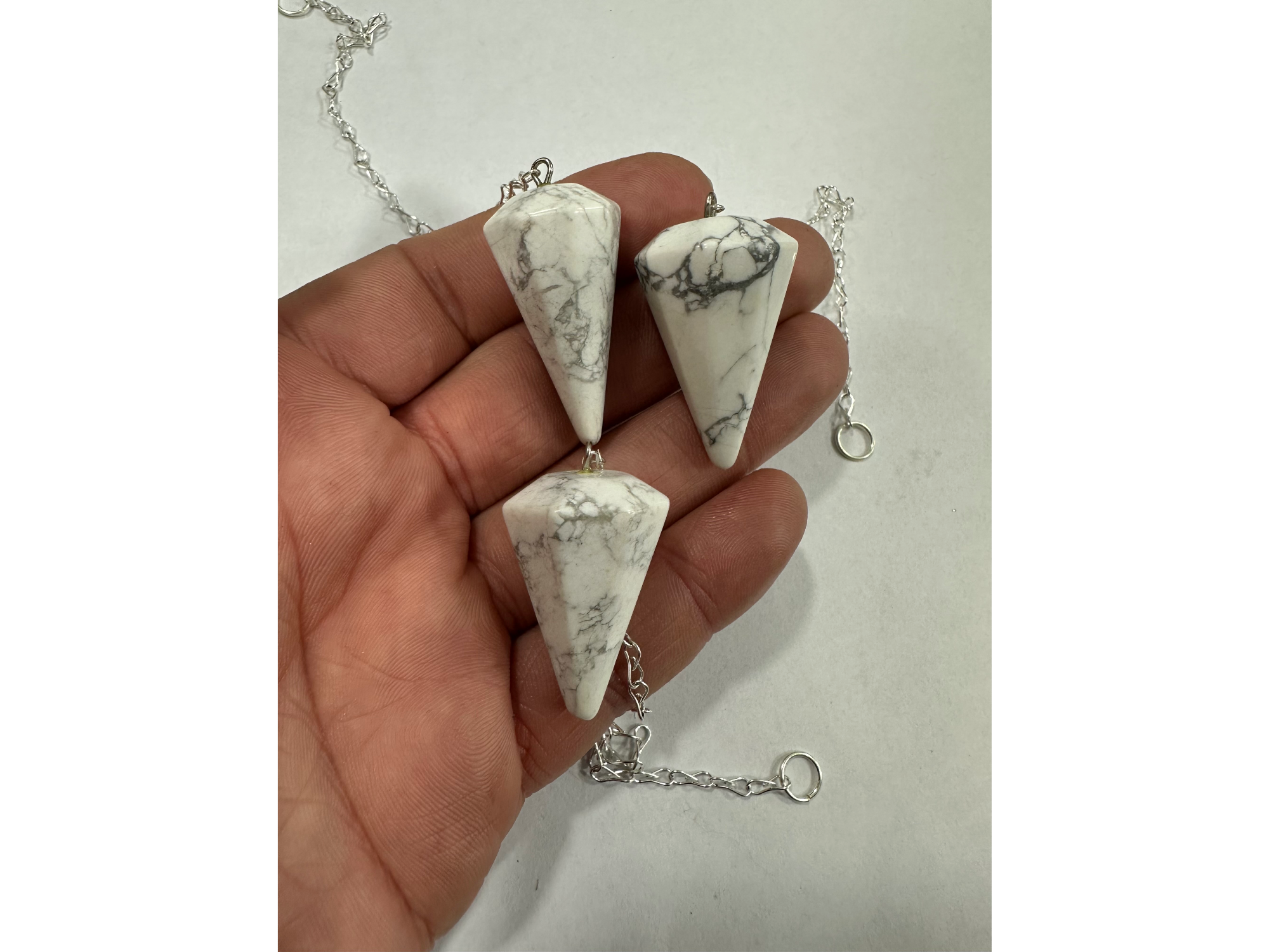 Howlite
