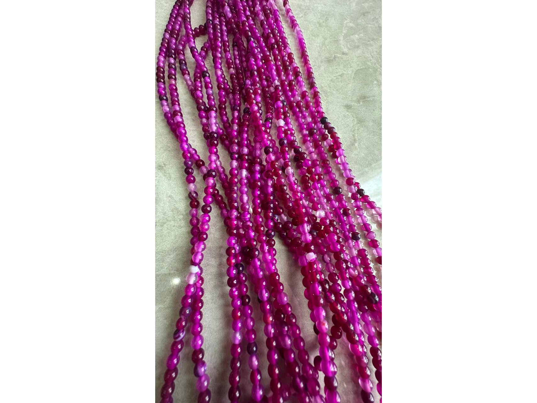 Ágata fucsia