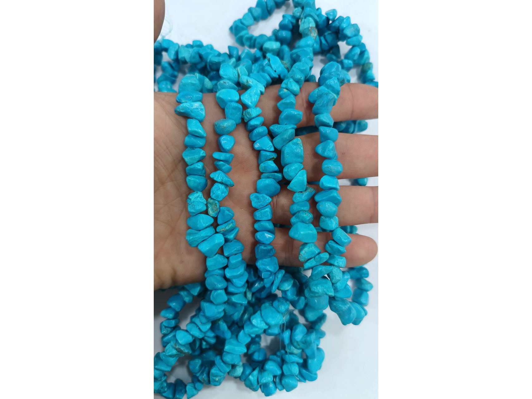 Howlite turquesa