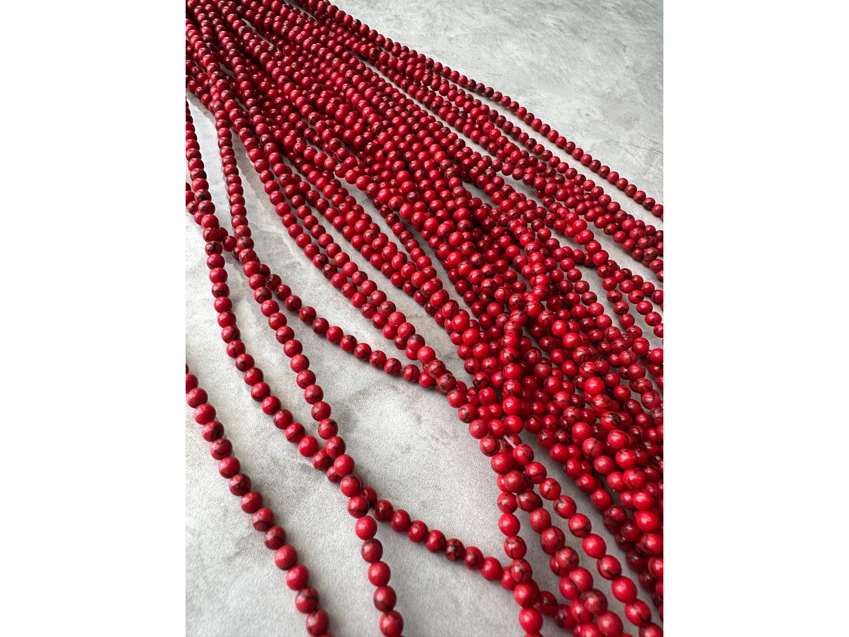 Howlite coral