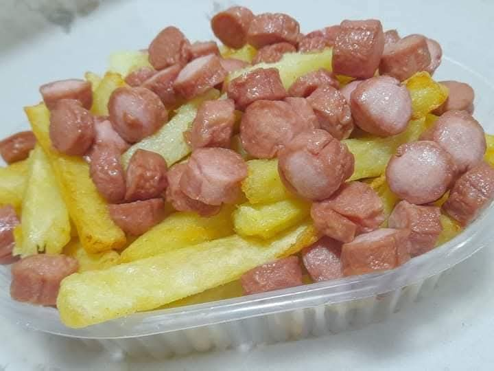 Salchipapas