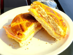 REDONDITO DE JAMON Y QUESO