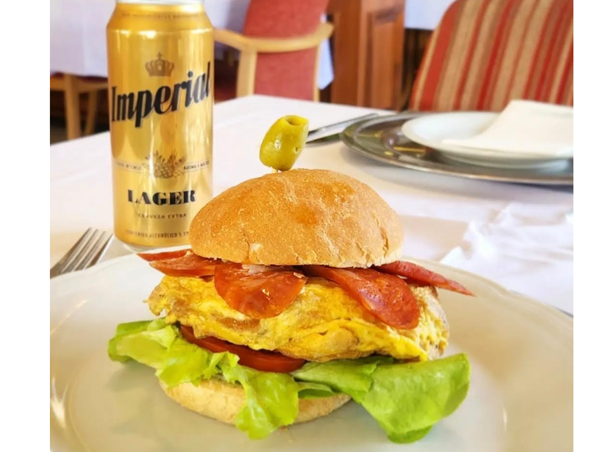 Sandwich de tortilla + Bebida