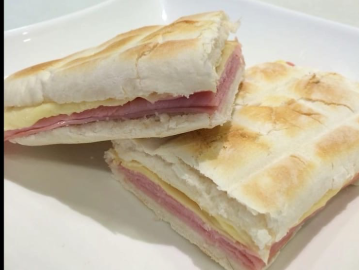 JAMÓN Y QUESO