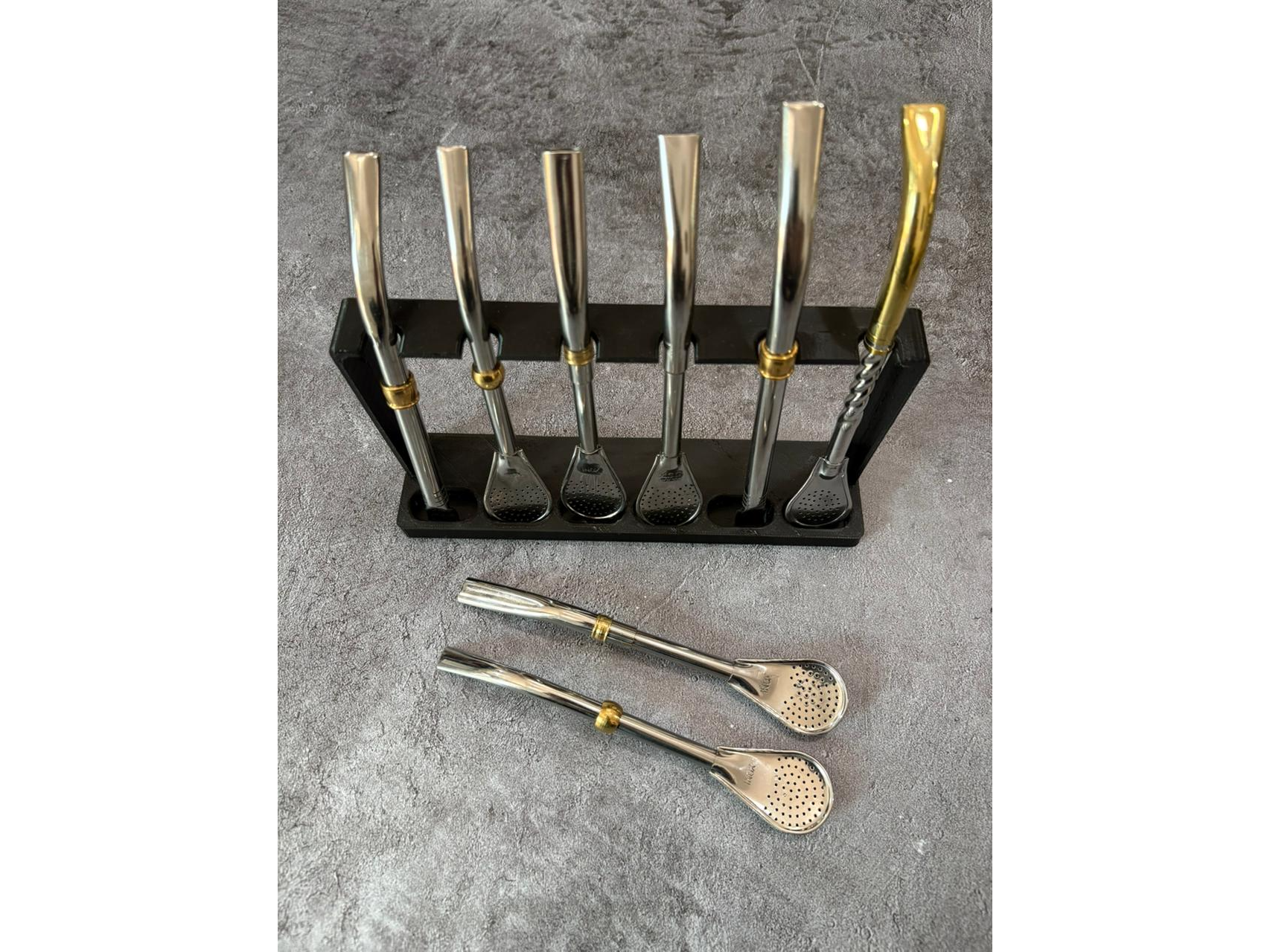 BOMBILLA PICO DE LORO ACERO CON APLIQUE