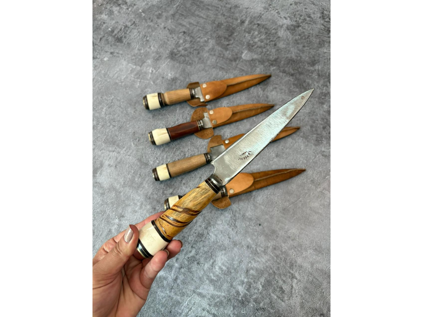 CUCHILLO TANDILERO ACERO DE CARBONO