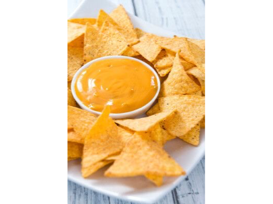 Nachos con cheddar
