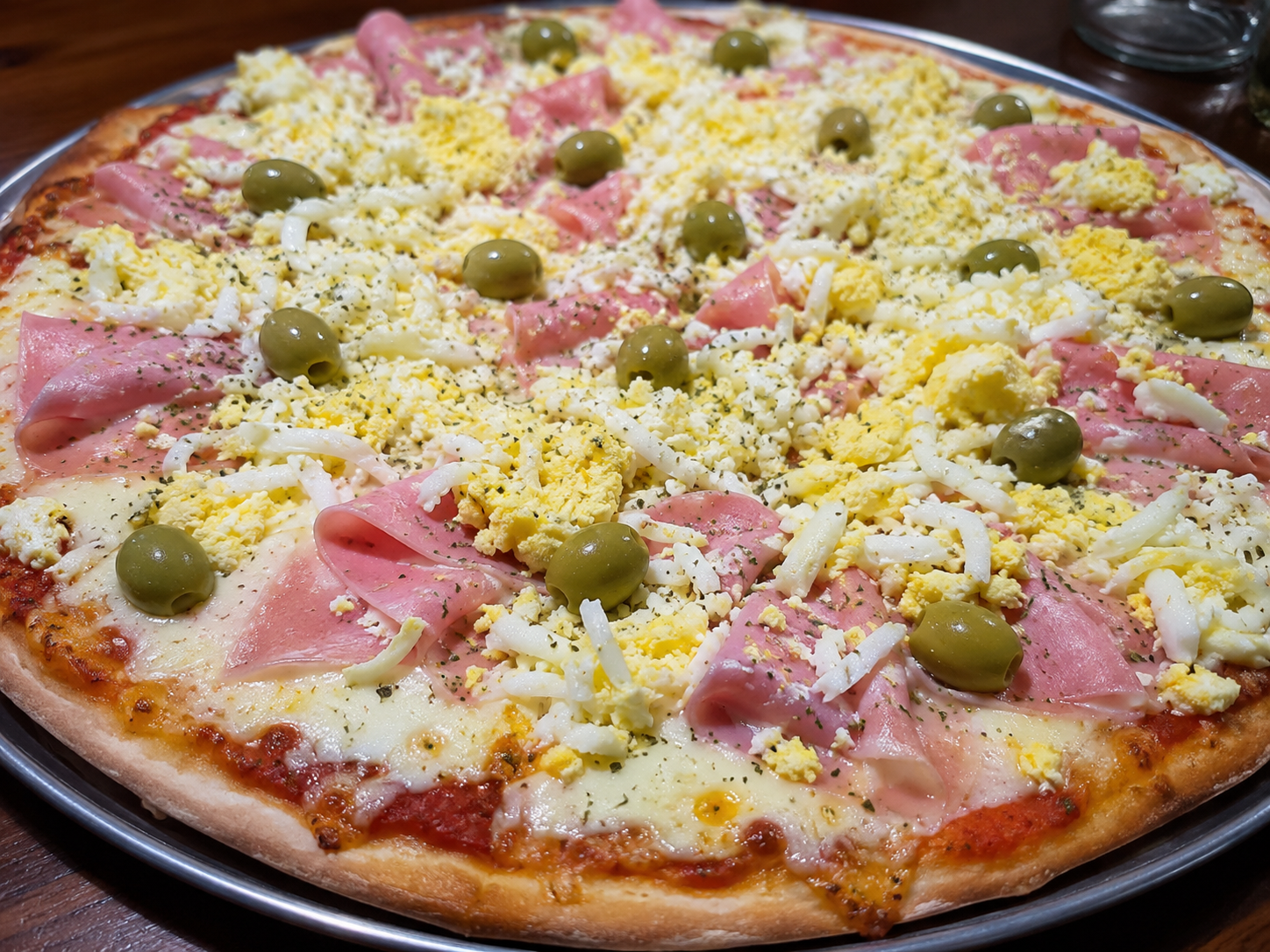 Pizza Especial con huevo
