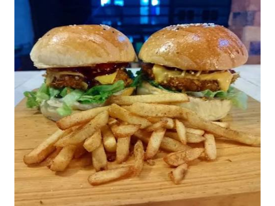 2 Hambur Lodenacho + Papas