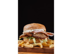 SANDWICH MINI DE MILA (12CM) + PAPAS FRITAS