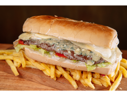LOMO AL ROQUEFORT + PAPAS FRITAS