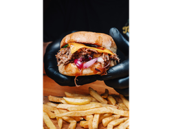 SANDWICH DE BONDIOLA MINI (12CM) + PAPAS FRITAS