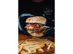 LOMO HOUSE MINI (12CM) + PAPAS FRITAS