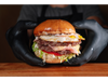 BURGER CLASSIC + PAPAS FRITAS