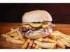 THE BEST BURGER + PAPAS FRITAS