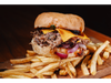 MINI DE BONDIOLA + PAPAS FRITAS