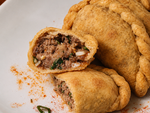 EMPANADAS SALTEÑAS X6 de Bravo toro
