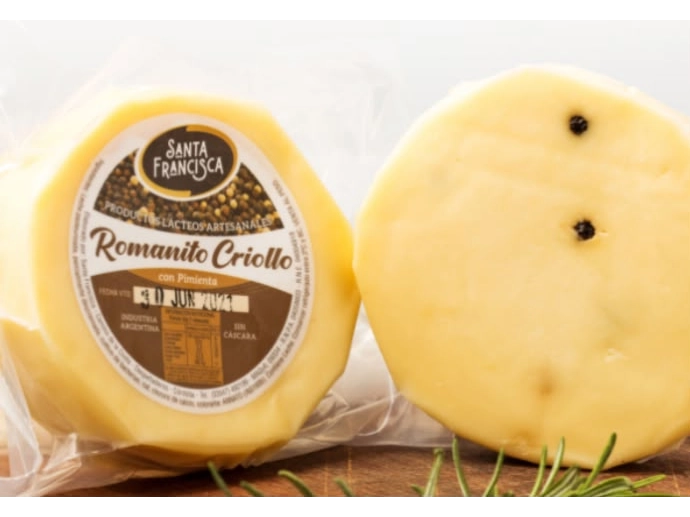 Romanito criollo con pimienta x 160 grs aprox Santa Francisca