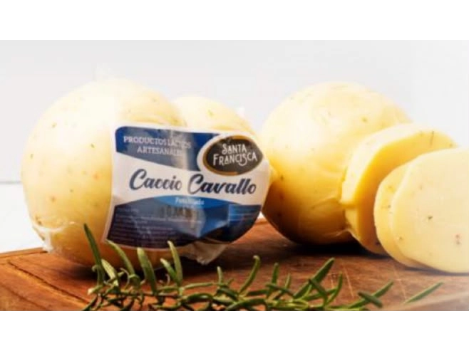 Caccio Cavallo pasta hilada x 350 grs aprox Santa Francisca