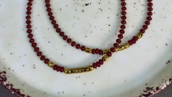 Collares piedras