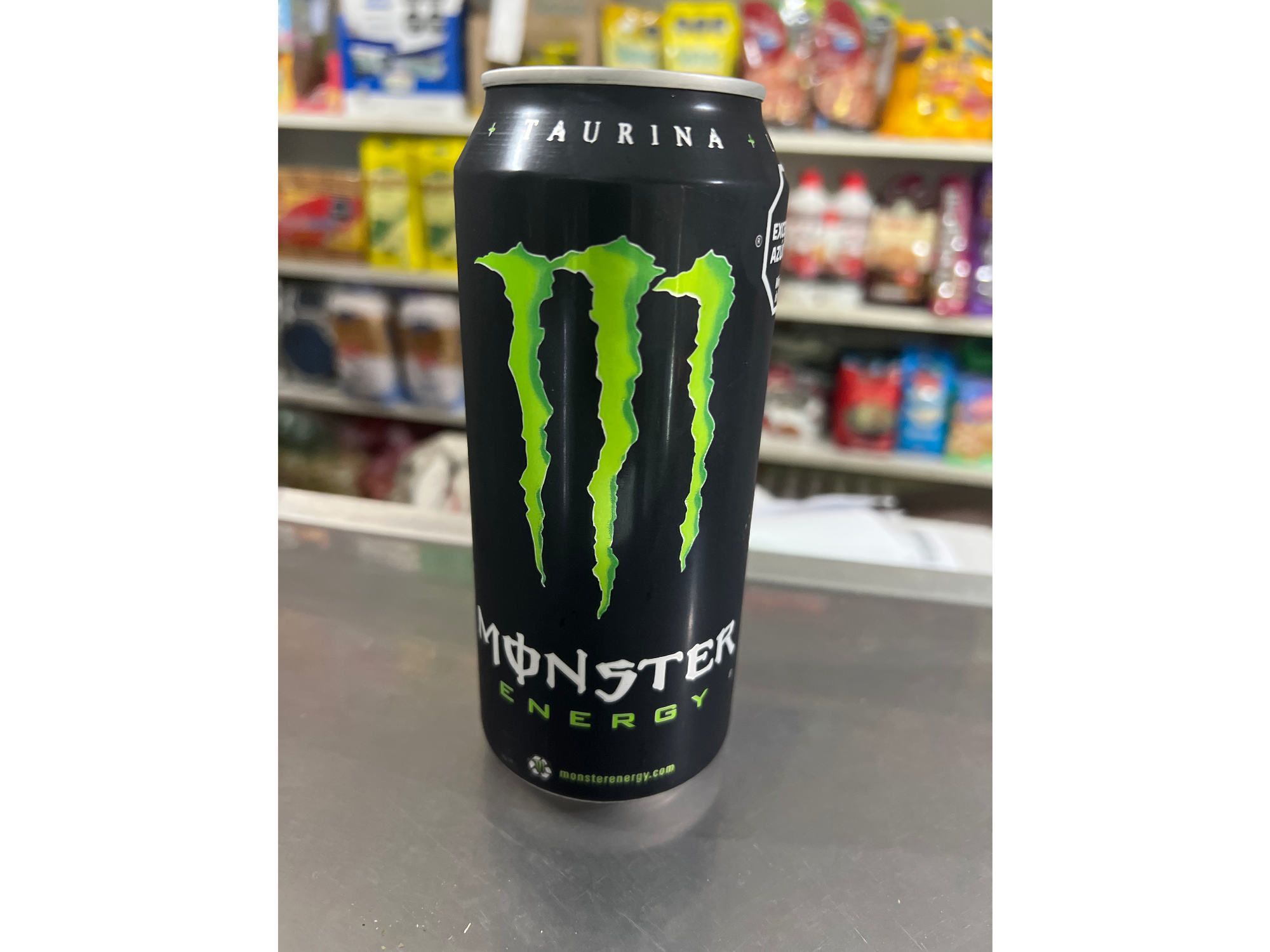 Monster clasica negra