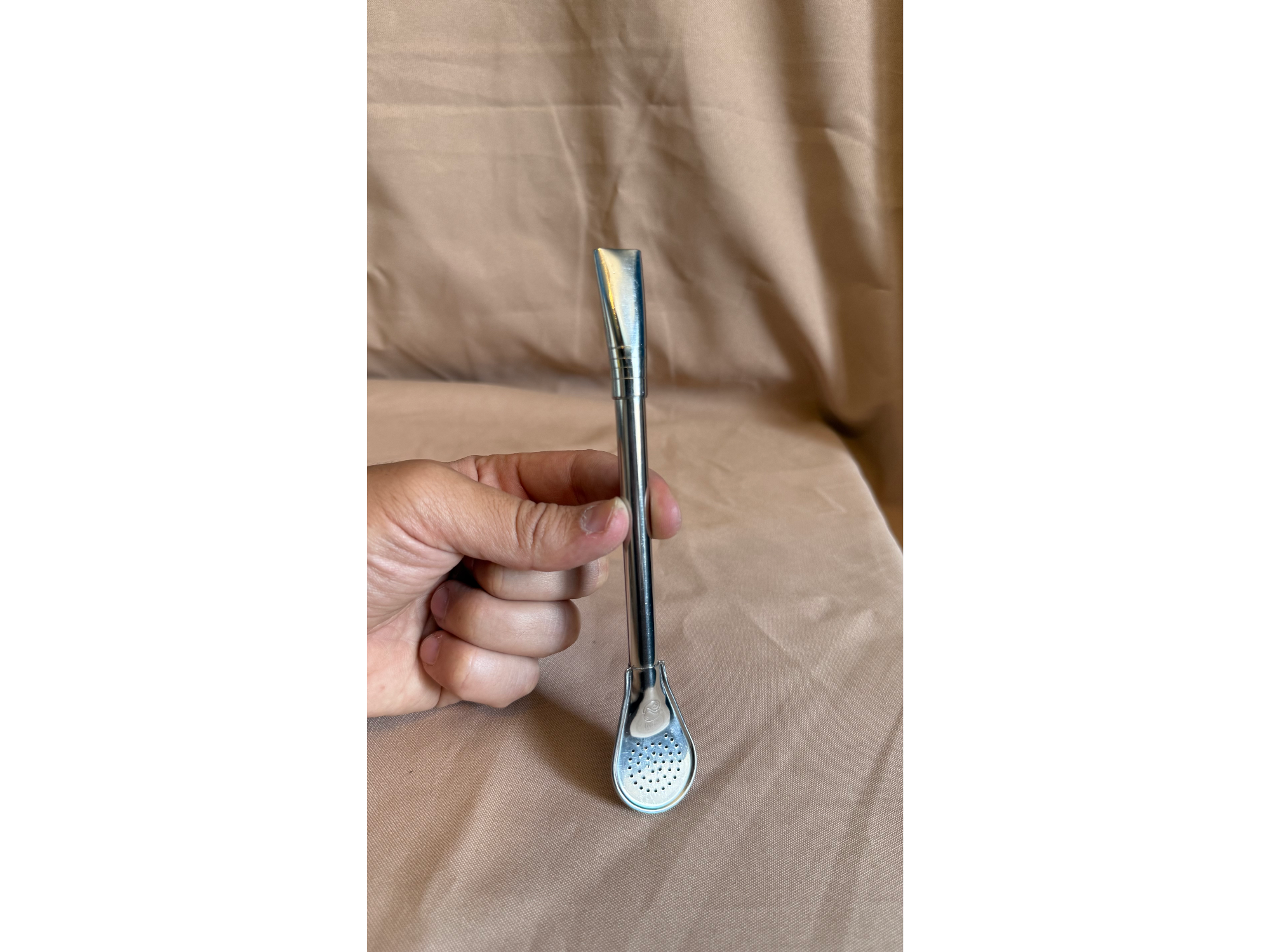 Bombillón pico de loro