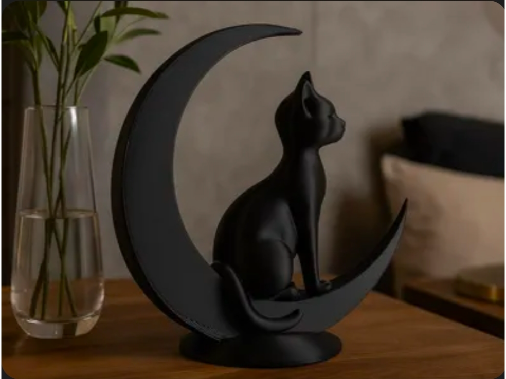 GATO LUNAR