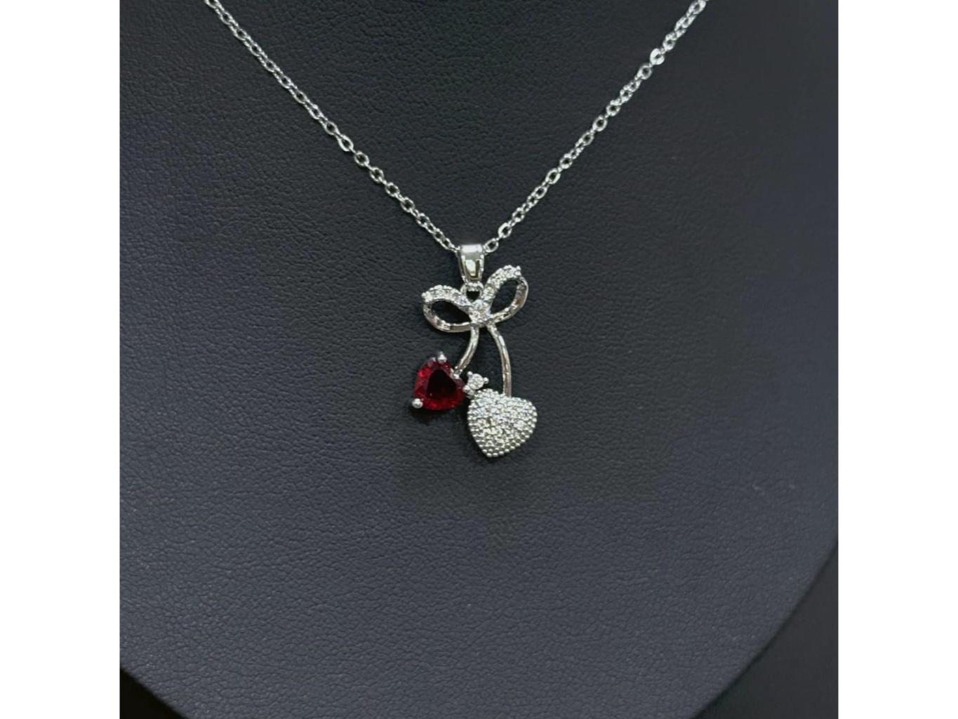 Cadena mono de corazón plateado o dorado unidad