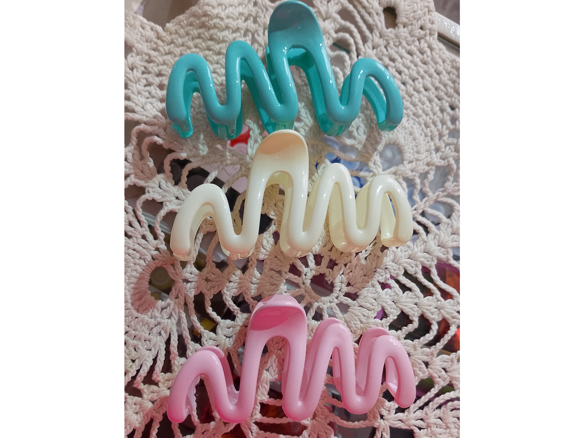 Broches grandes de colores