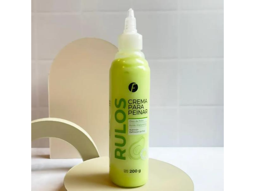 Crema de peinar para rulos frilay