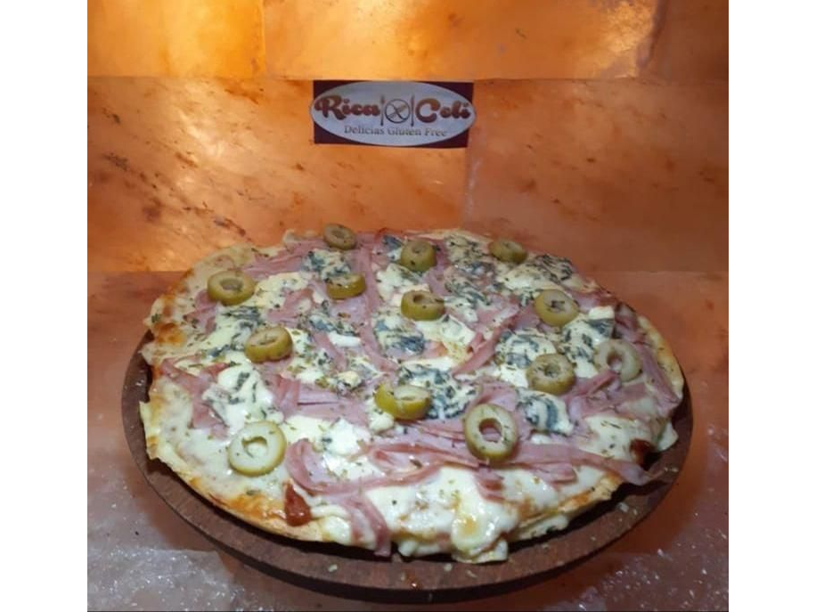 Muzzarella jamon y roquefort