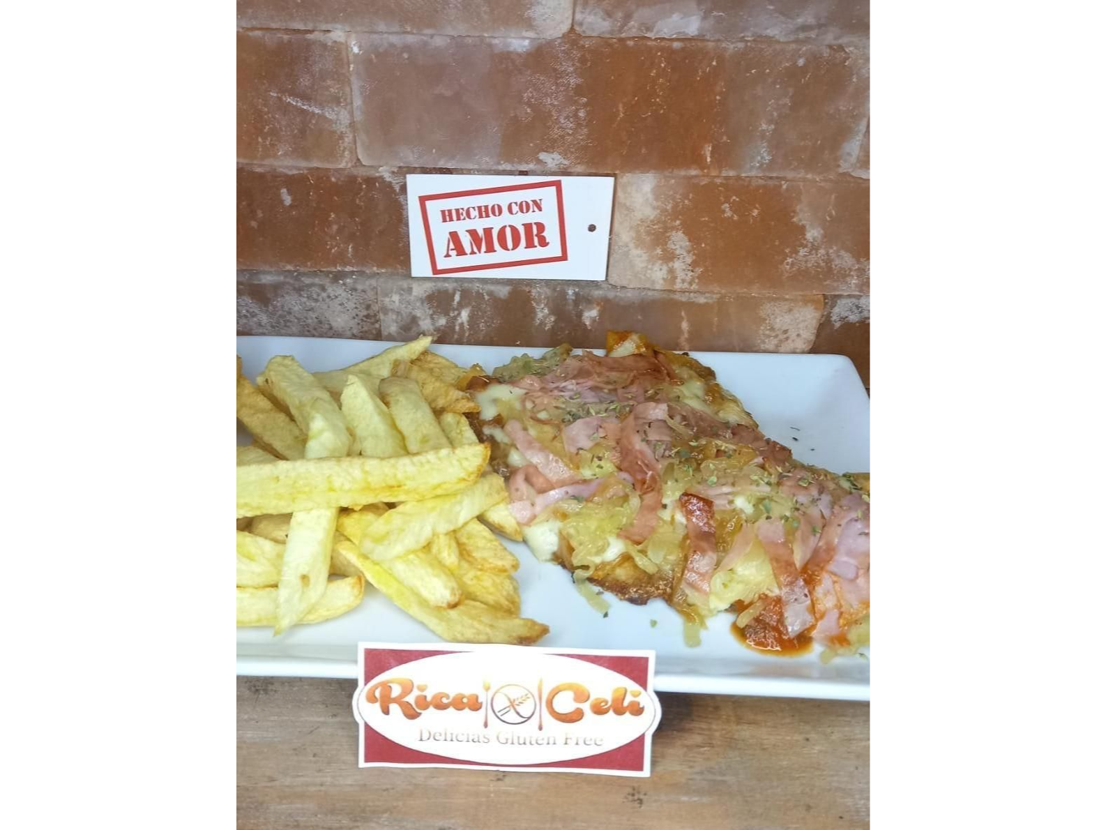 Mila de Carne Jamaica con papas fritas