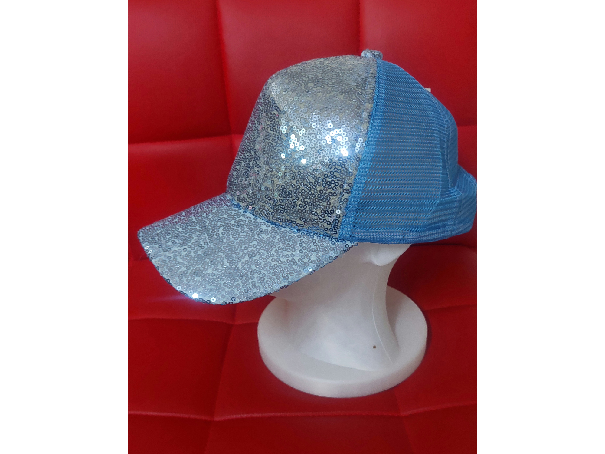 Gorra Lentejuelas CELESTE